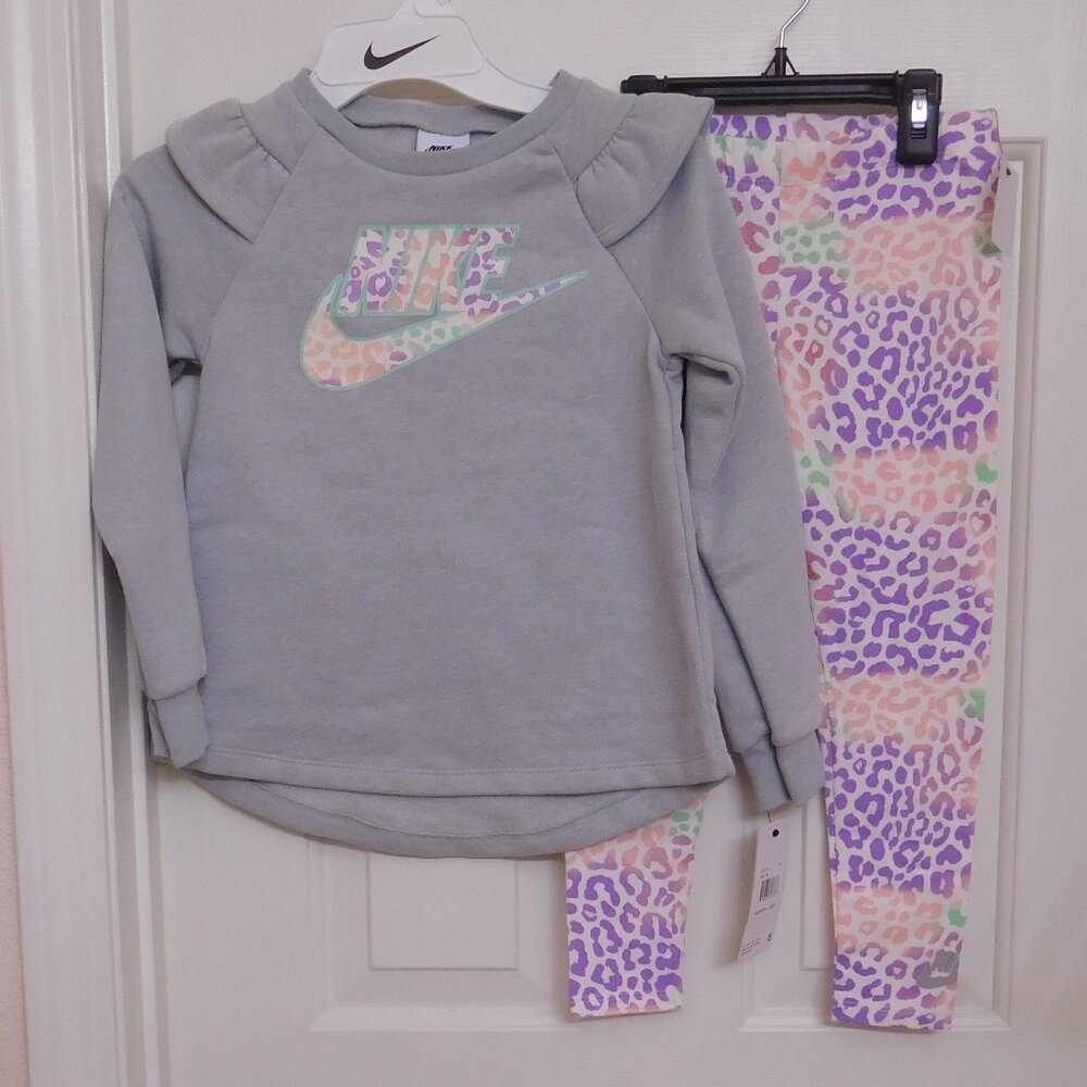 NWT 2pc Nike Gray Sweatshirt Colorful Logo & Print Leggings sz 4